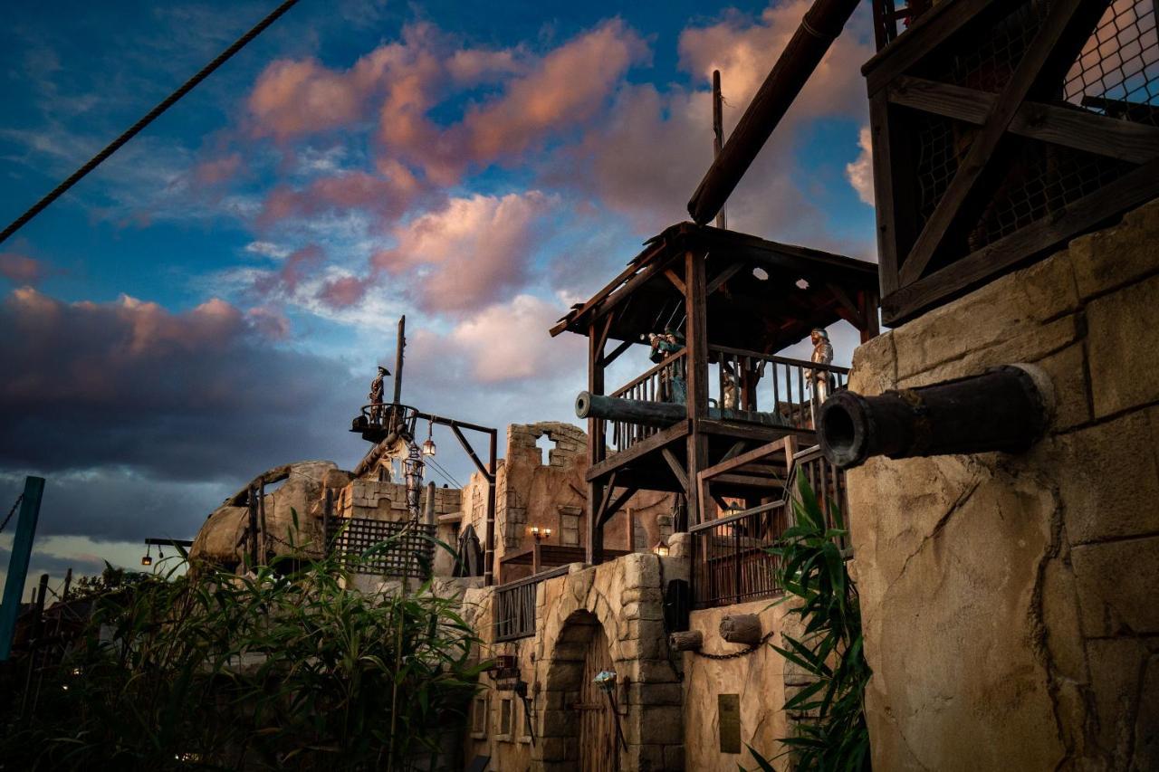 Hotel Pirates World Агд Экстерьер фото